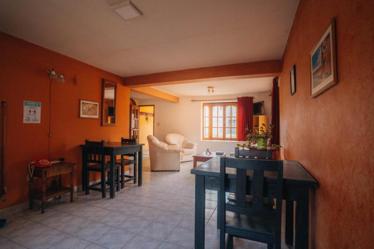 La Casa De Emma Hostel Esquel Kültér fotó